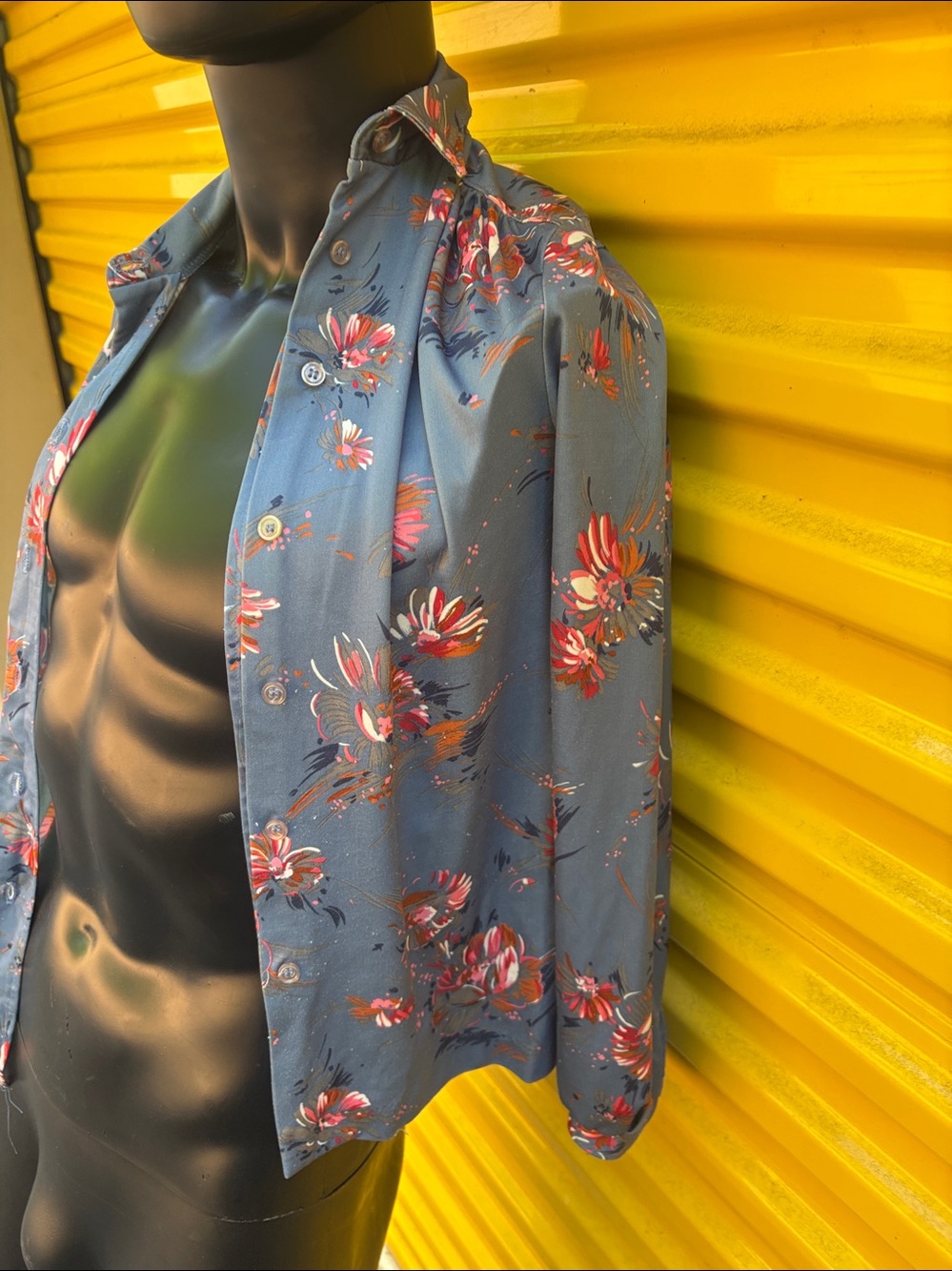 Blue Floral Button-Up Shirt Vintage Devon. - Picture 4 of 8